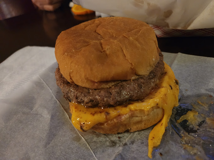 Classic Cheeseburger